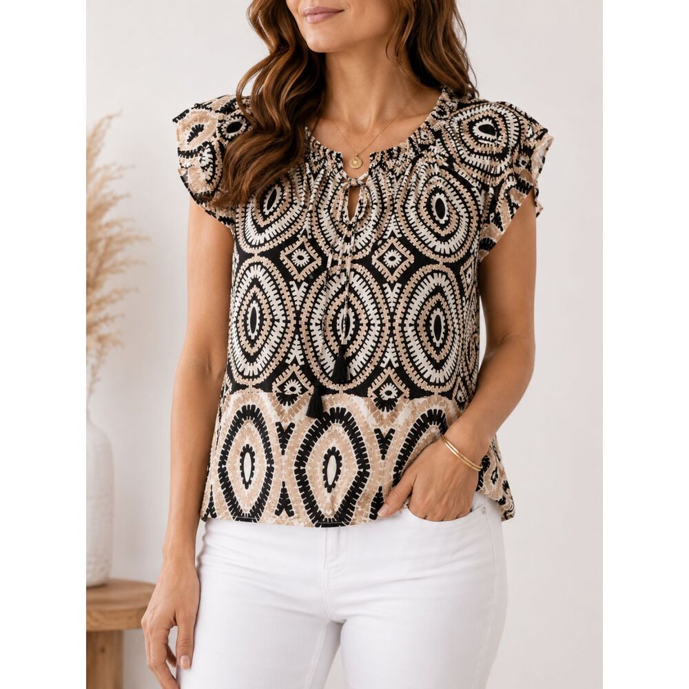 Rose + Olive NWT Black Beige Geometric Print Blouse Womens XL Flutter Sleeve Top